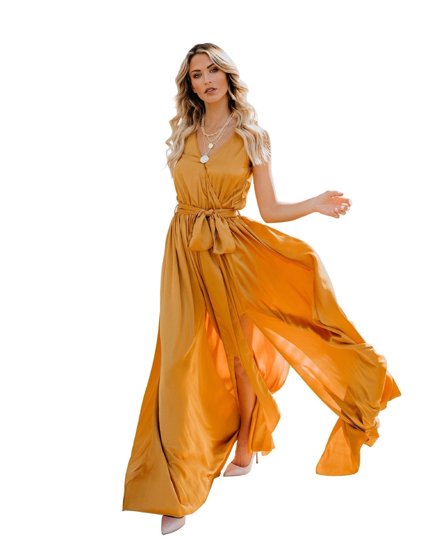 Cristina® | Exquisite sleeveless fashion long dress with neckline