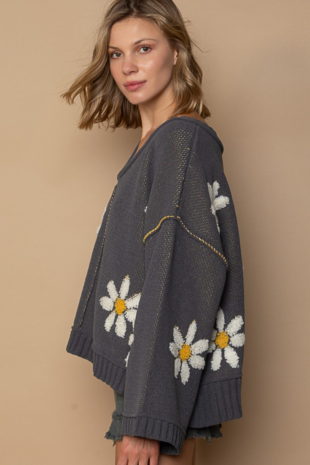 Doris® | Floral chenille V-neck sweater