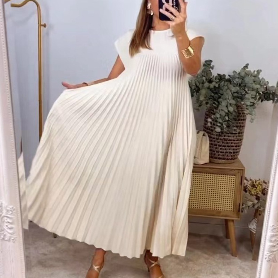 Carina® | Light and fresh pleated dress
