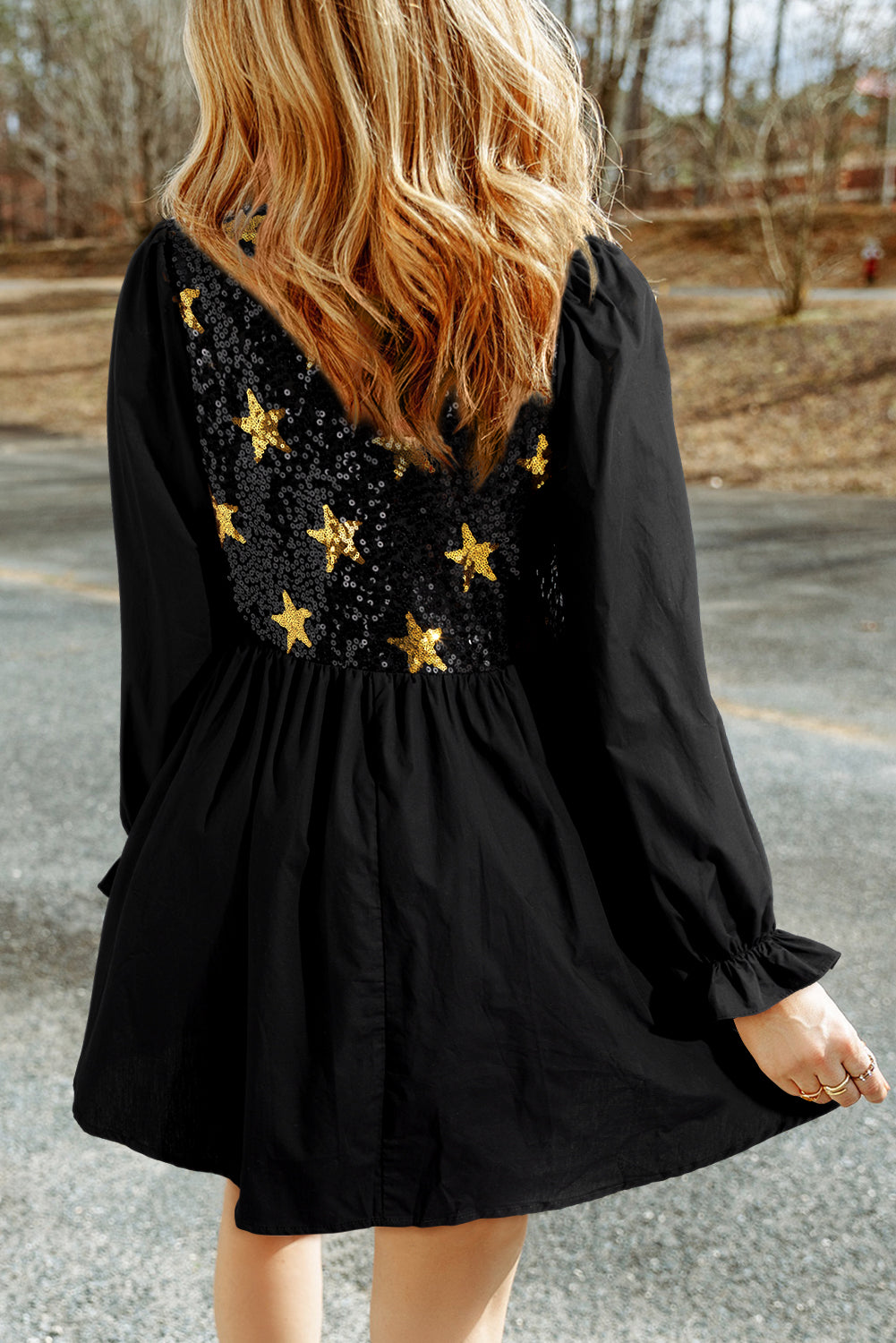 Ana® | Sequin star mini dress with a round neckline and flounced sleeves