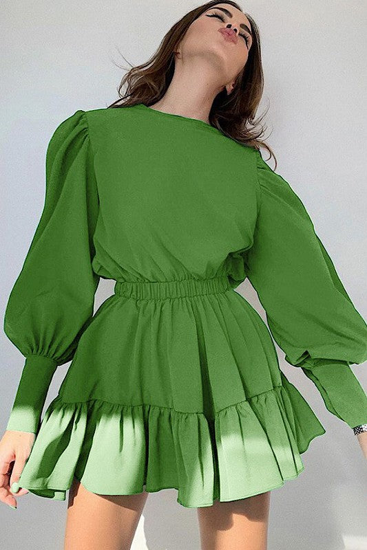 Delilah® | Dress with a round neckline and lantern sleeves