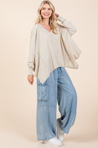 Clara® | Long sleeve oversized V-neck top