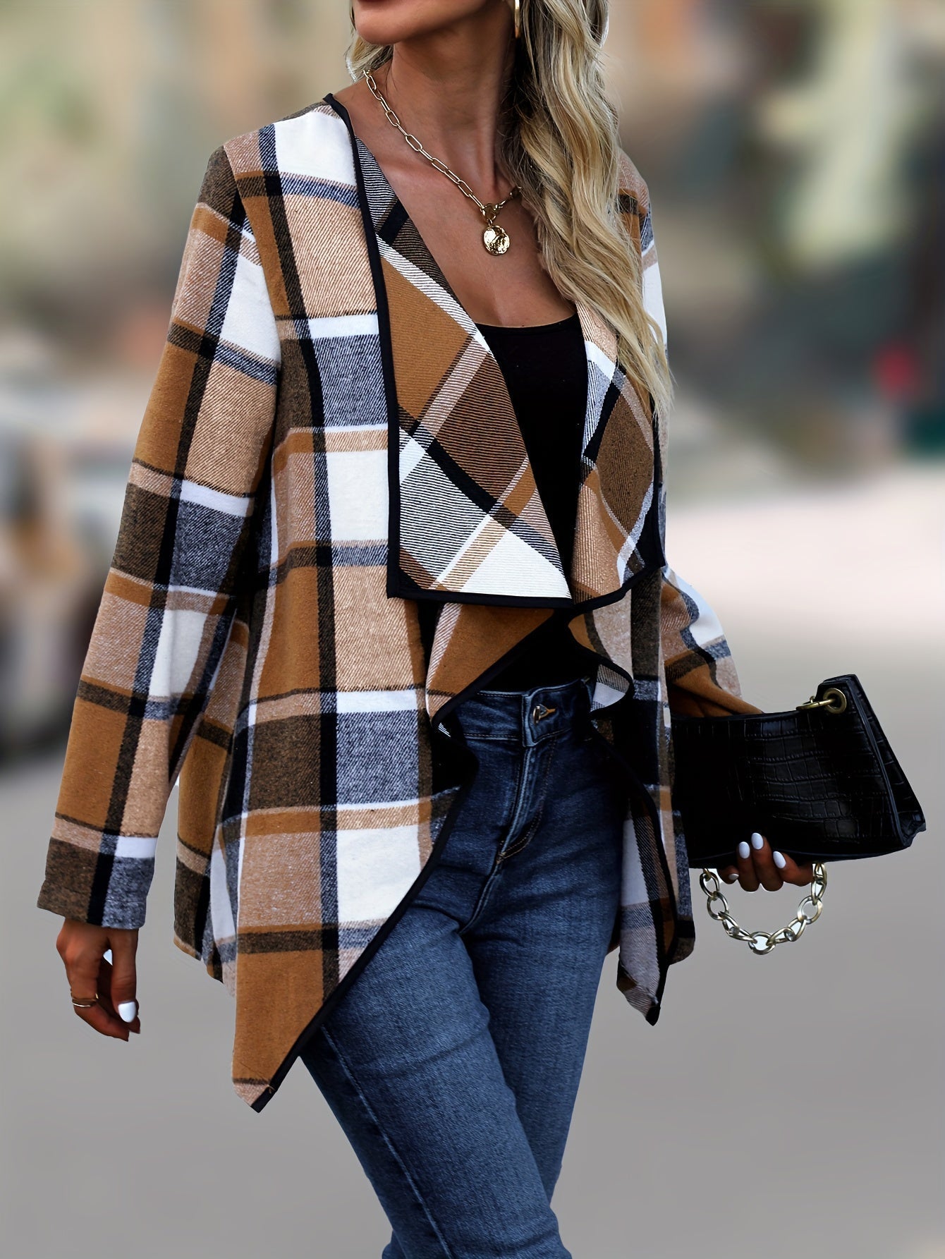 Clara® | Trendy women's checked sweater