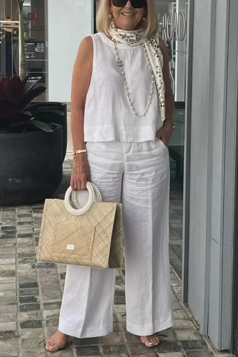 Ariana® | Elegant sleeveless jumpsuit