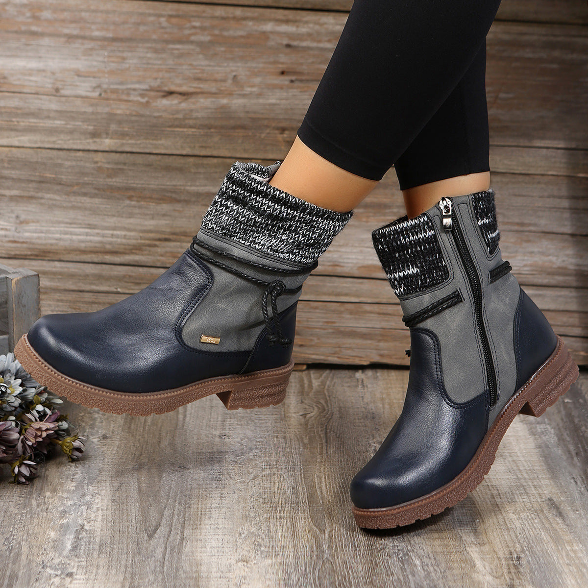 Daniela® | PU leather boots with side zip