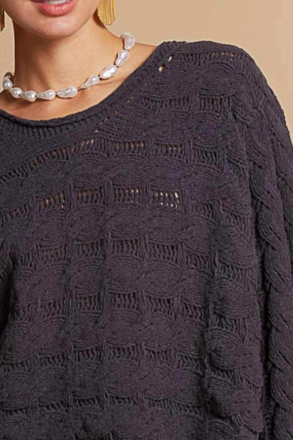 Damaris® | Short sweater with a crew neck and cable knit