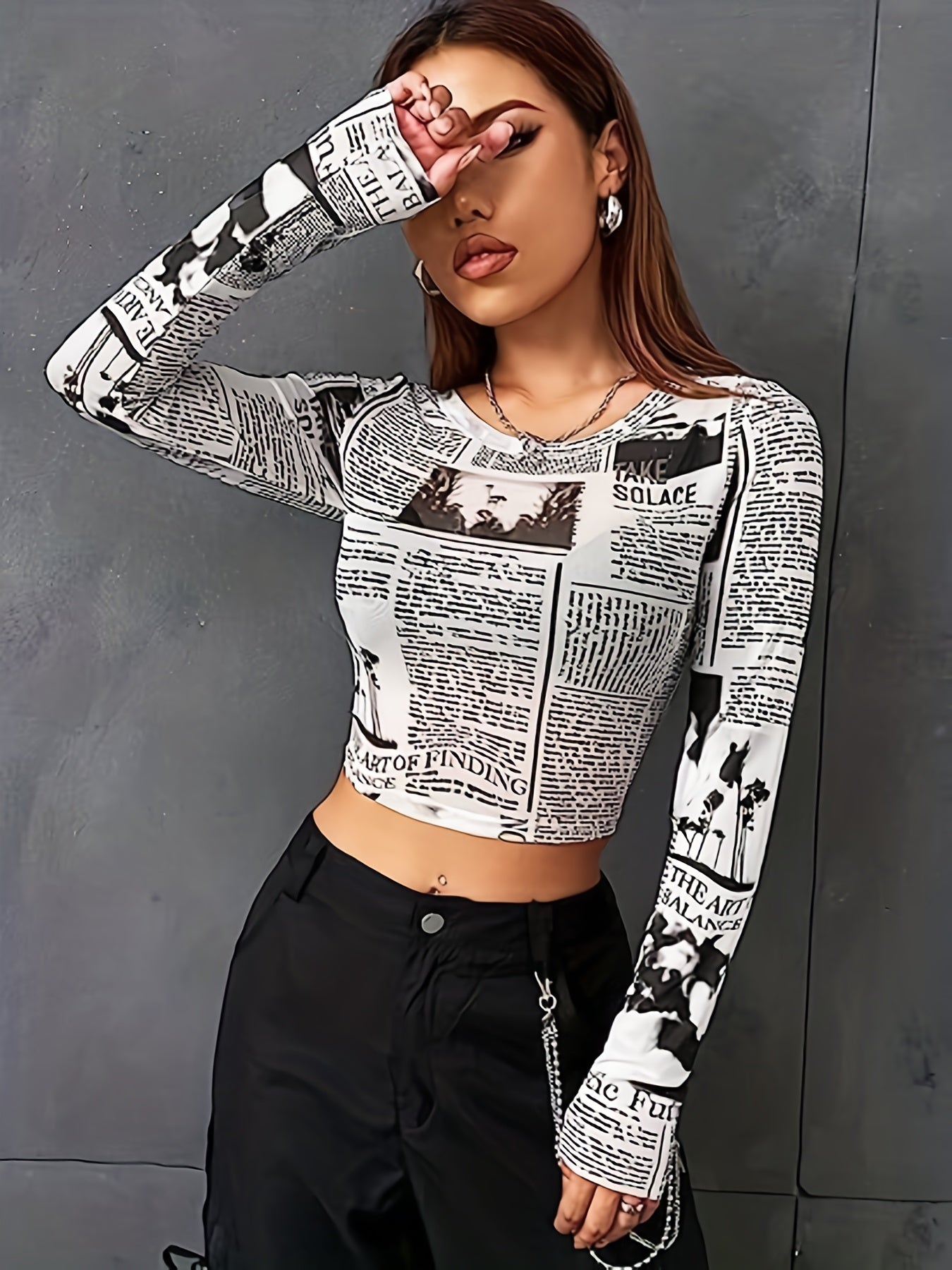 Aella® | Street style top made from newspaper