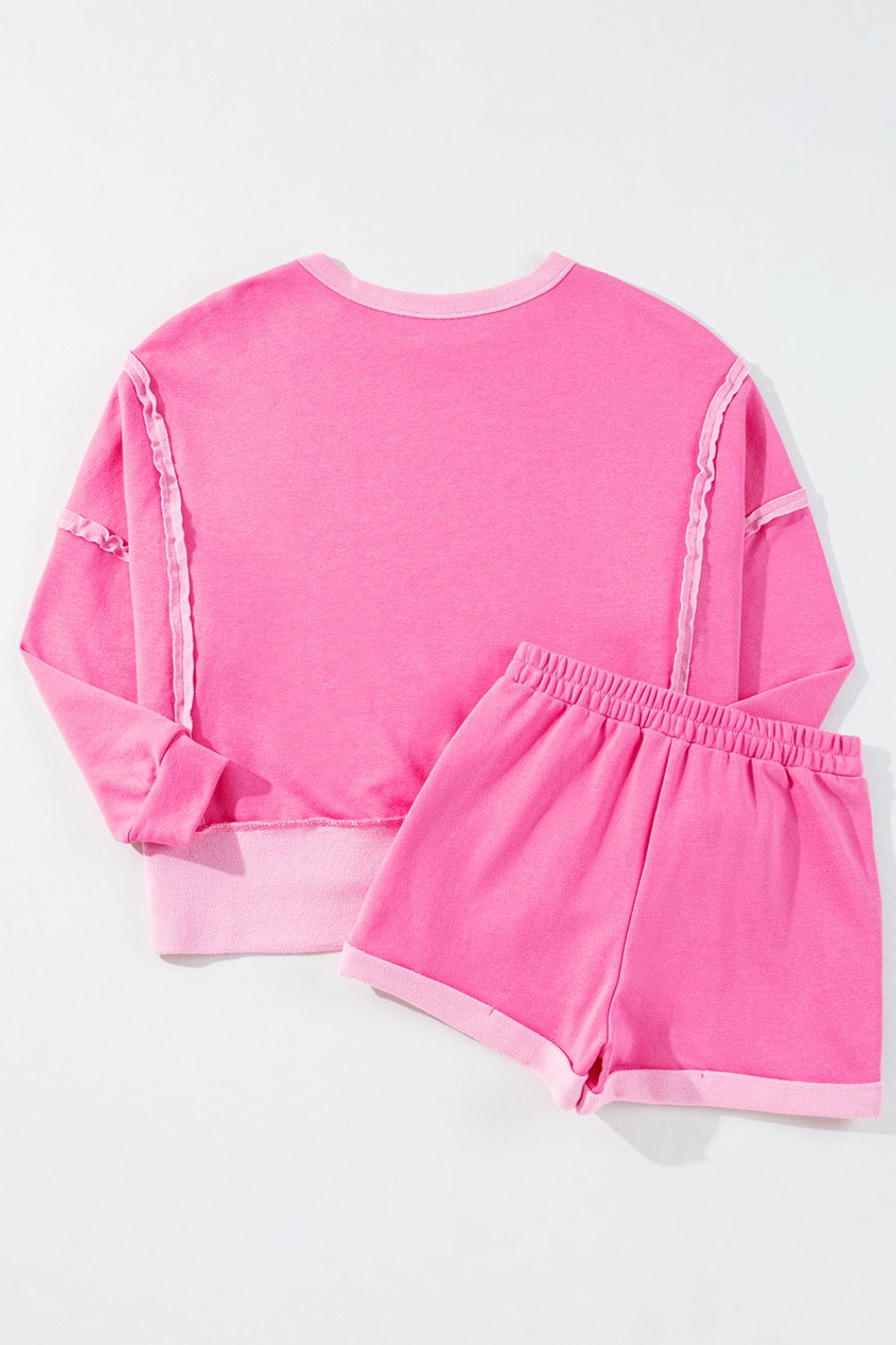 Amara® | Set of top and shorts with sequin heart and crew neck