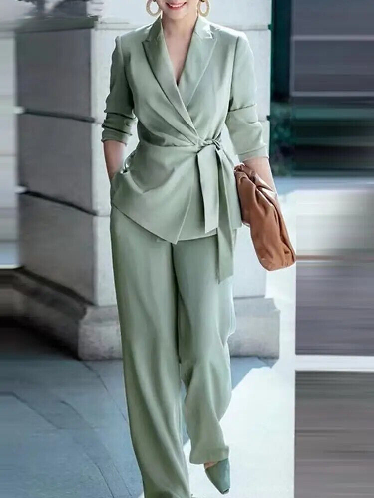 Cecilia® | Elegant two-piece set