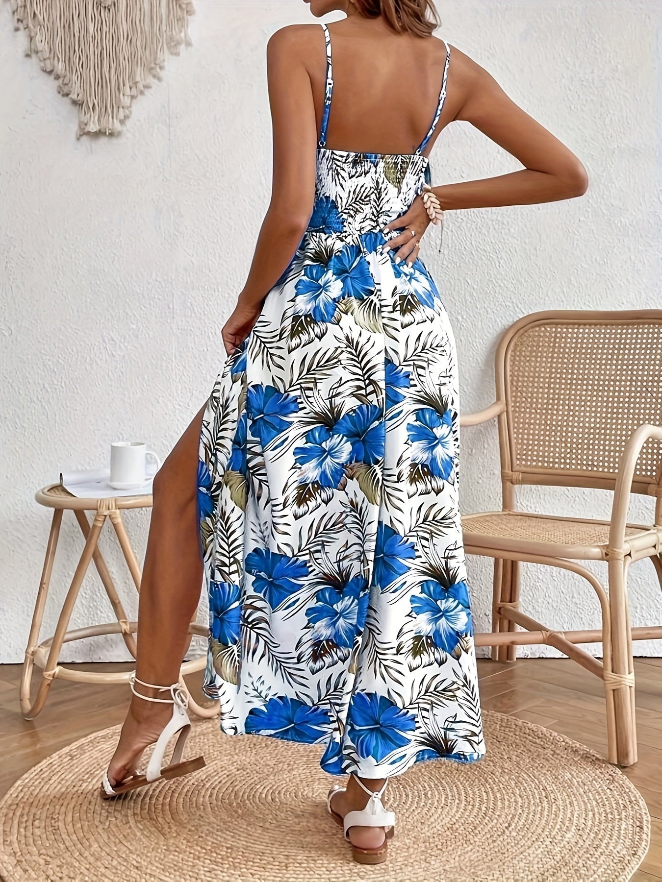 Elda® | Floral maxi dress with spaghetti straps
