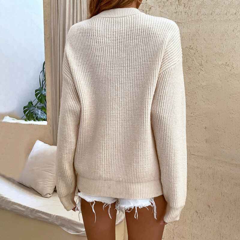 Casandra | Classic and stylish winter garment