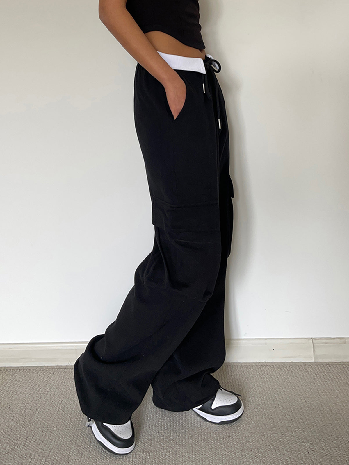 Benedetta® | Comfortable Cargo Sweatpants With Contrast Waistband
