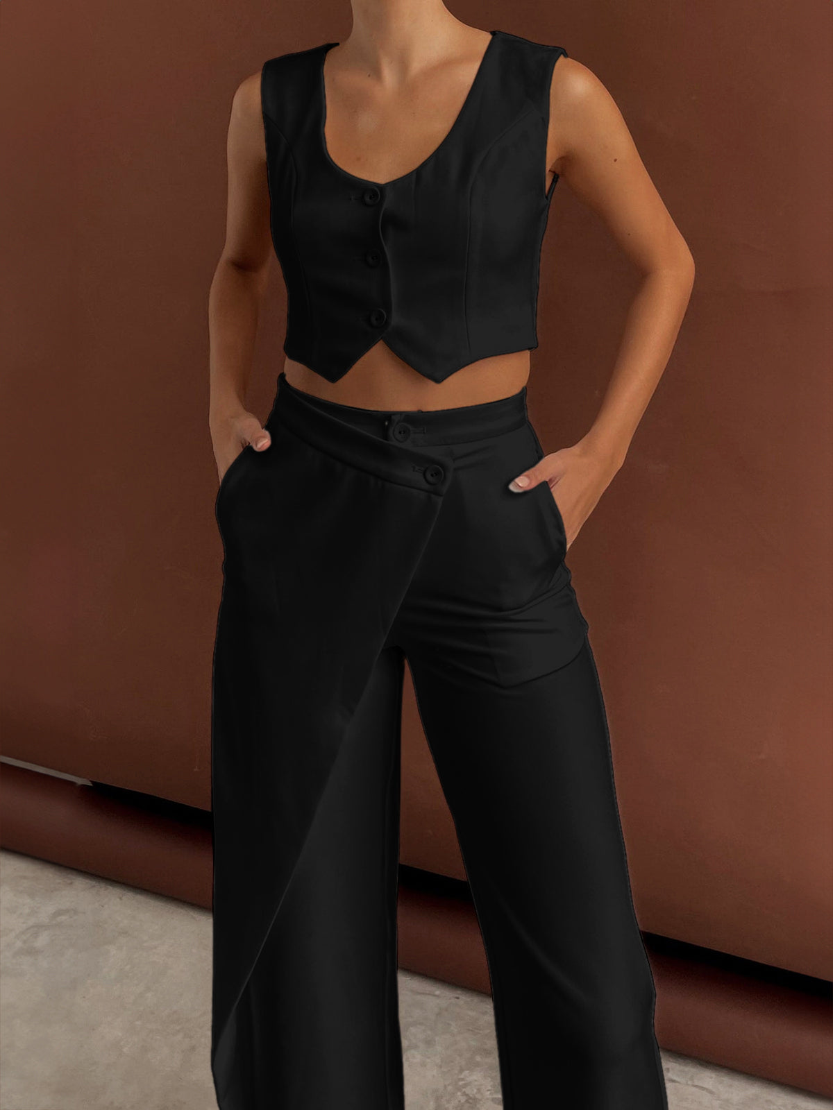 Arnica® | Elegant Trouser Set With An Asymmetrical Cut