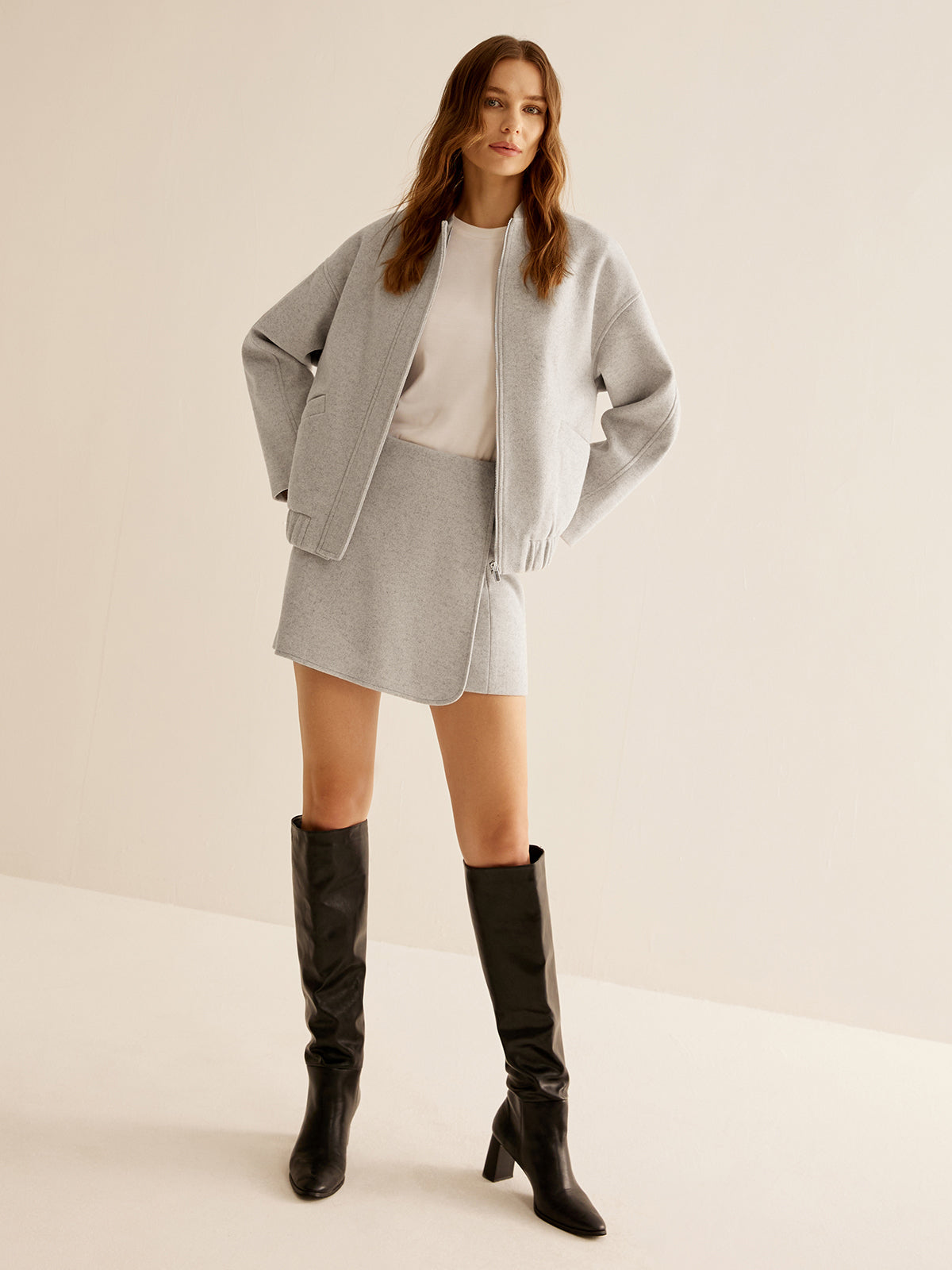Elena | Women's jacket with pockets and zipper, long sleeves, simple elegance