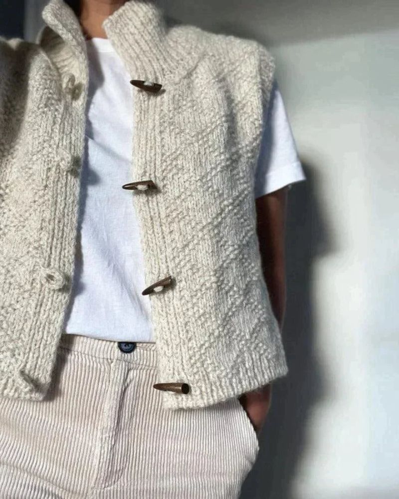 Dulce | Cozy Knit Sleeveless Cardigan