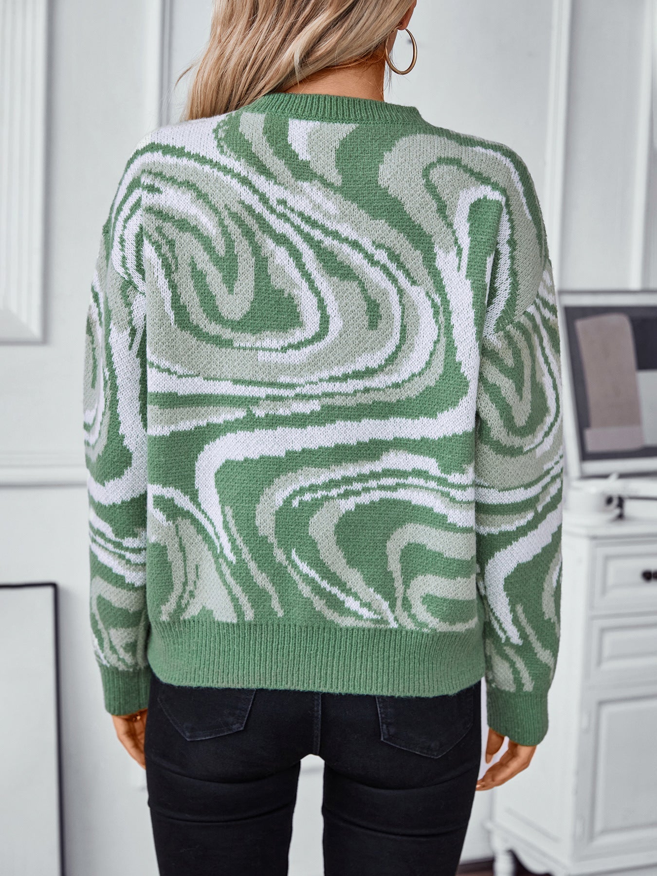 Edith® | Knitted sweater with a geometric wave pattern