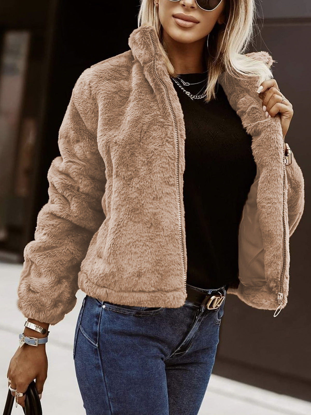 Women’s Faux Fur Coat – Oversized Fit – High Collar – Zipper Front – Plush Texture