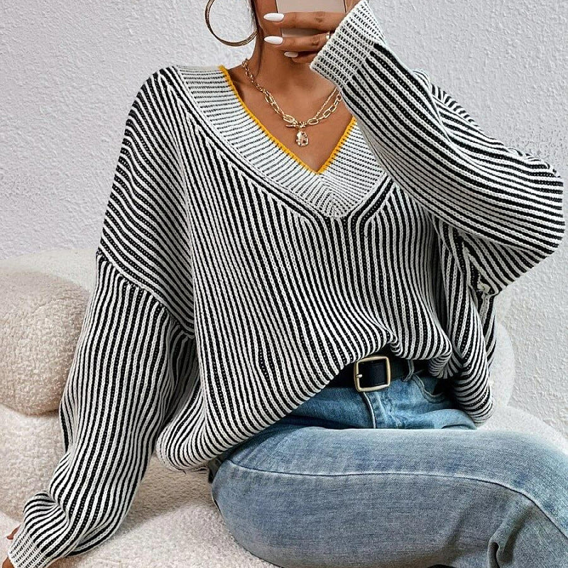 Carina® | Striped V-neck sweater