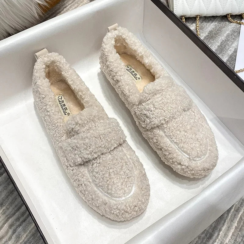 Clara® | Cozy Slippers