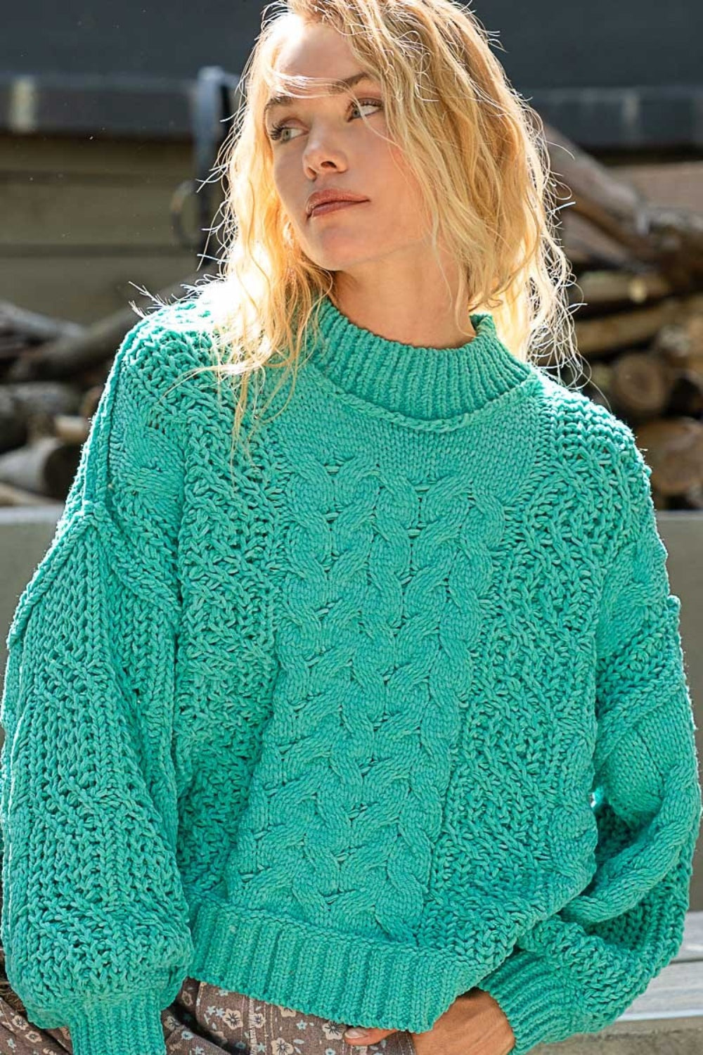 Aneta® | Sweater with stand-up collar and cable knit