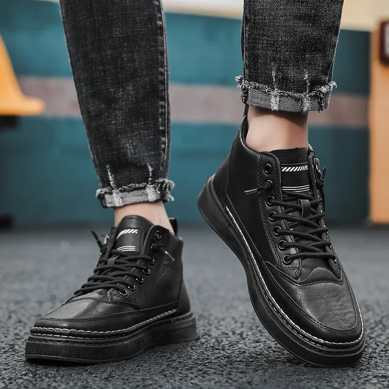Men’s High-Top Sneakers – Leather Look – Side Zipper – Cushioned Sole – Lace-Up Fit