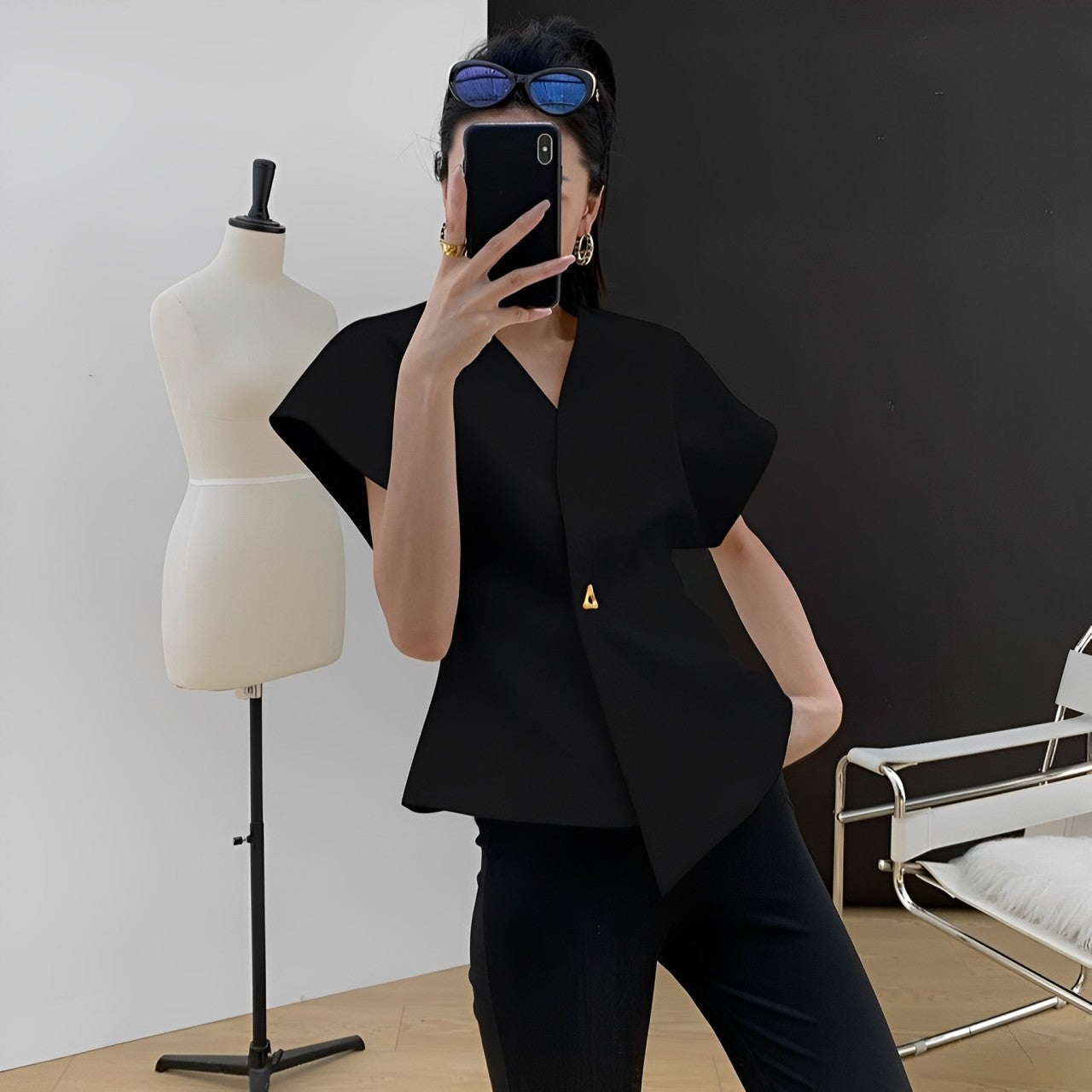 Celeste® | Fitted top with an asymmetrical design