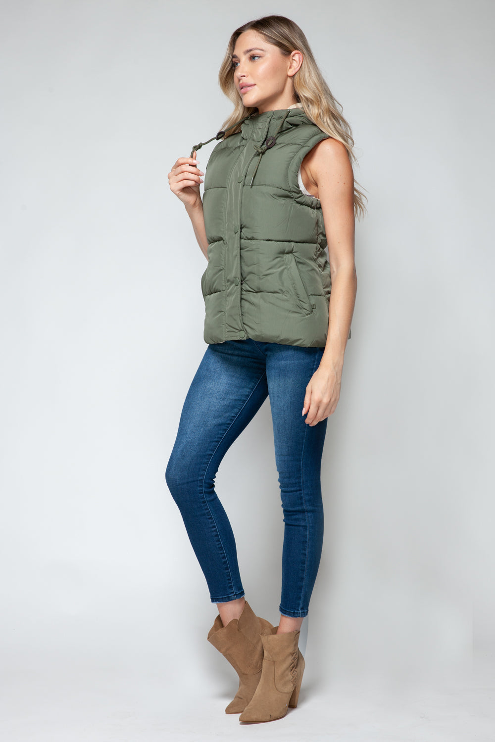Dominique® | Snobbish hooded vest with snap and zip fastening