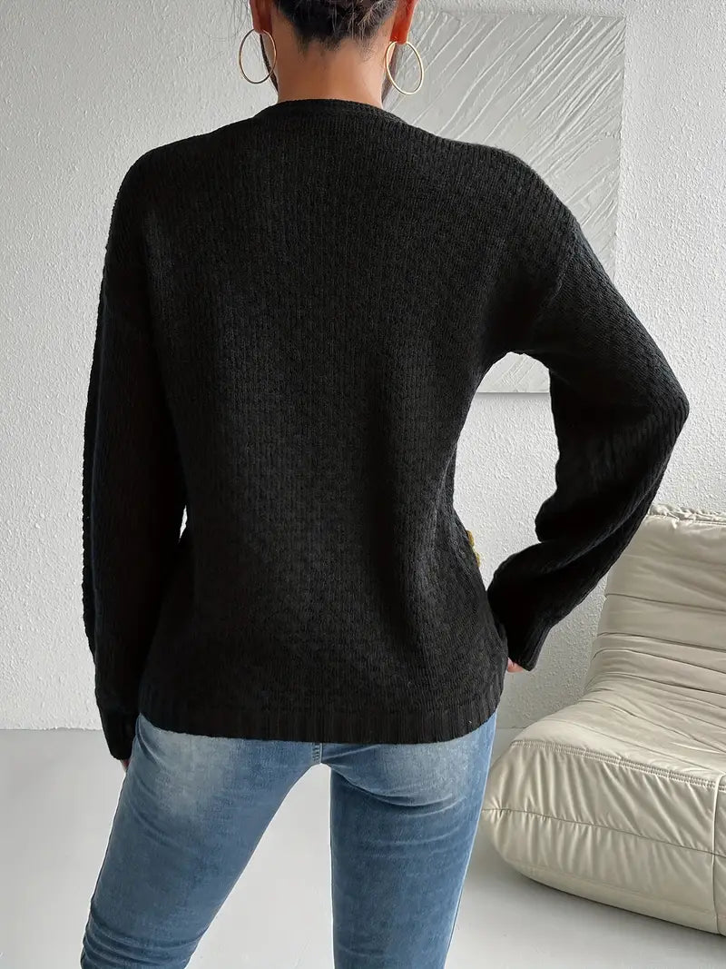 Claudia | Black cardigan with crocheted flowers