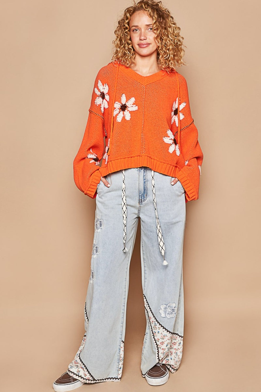 Annika® | High-low hooded sweater with floral pattern