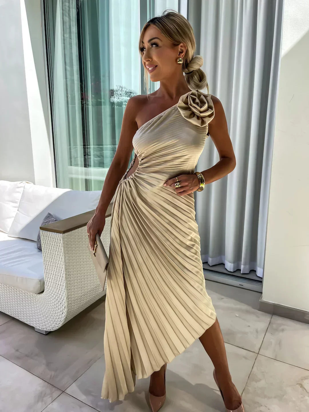 Mandy | Elegant Shoulder Pleated Dress