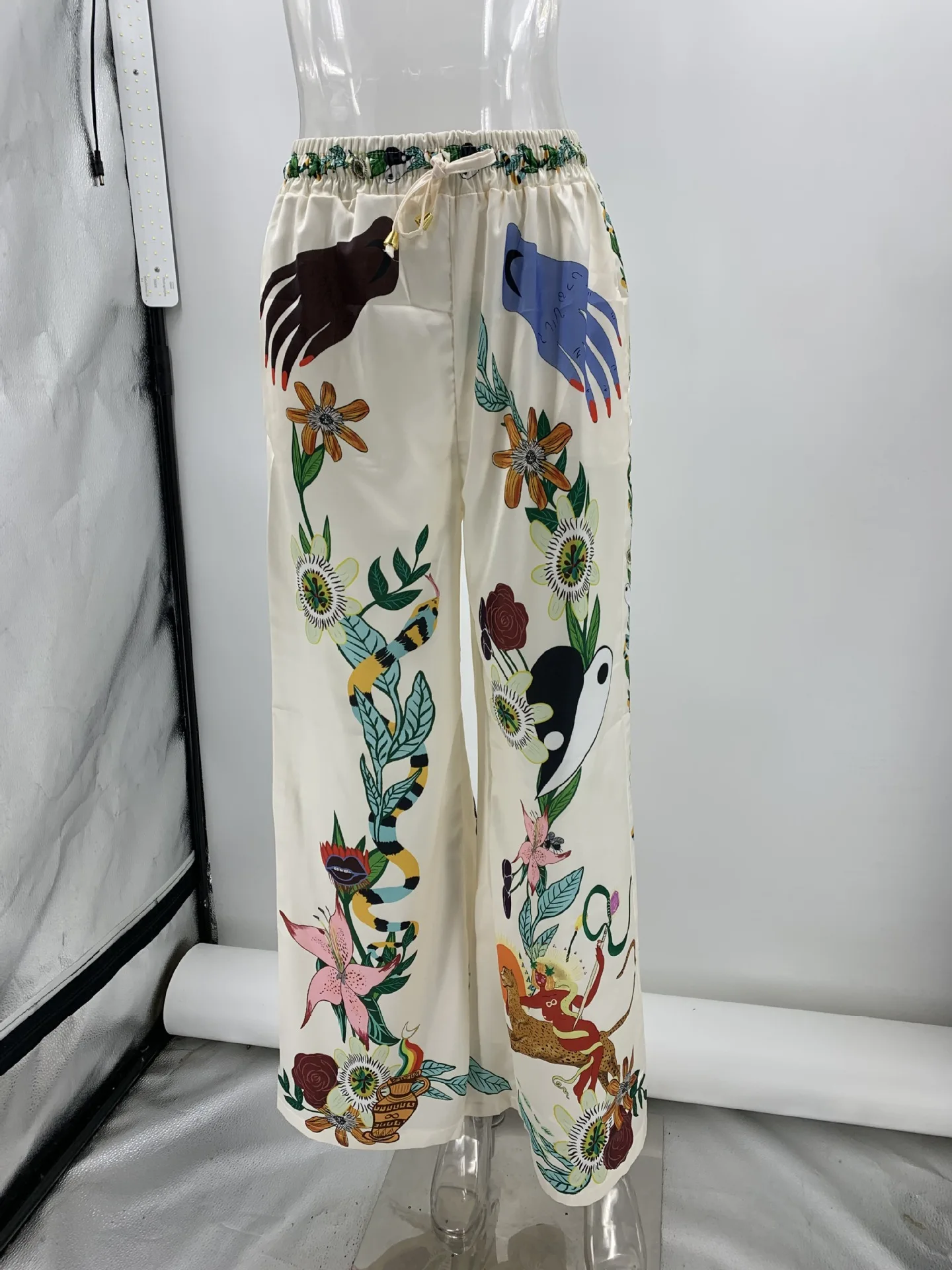 Diana® | Graffiti print satin two piece set for women