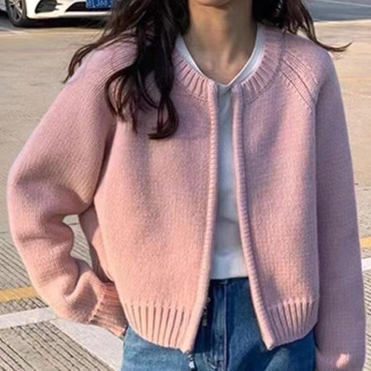 Carina® | elegant short knitted sweater for women