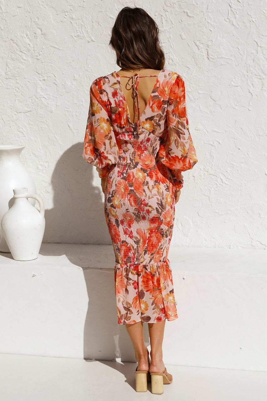 Cyra® | Brown long-sleeved dress with elegant print and V-neck