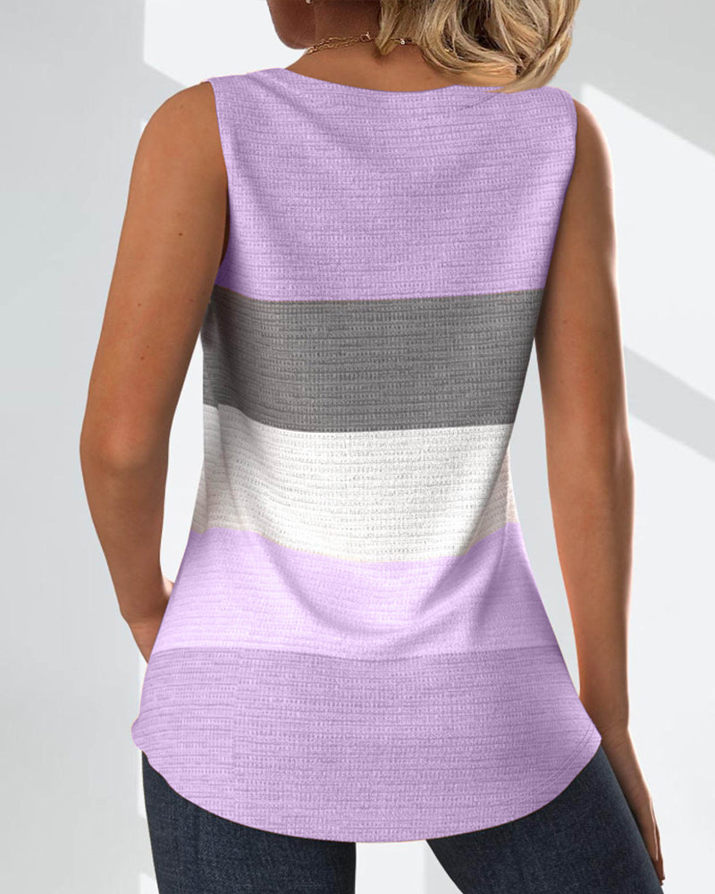 Dolores® | Striped tank top with buttons and pleats