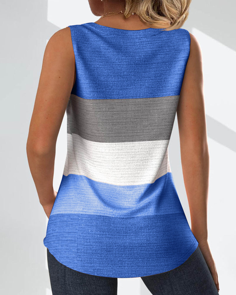 Dolores® | Striped tank top with buttons and pleats
