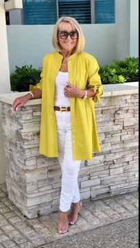 Agustina | Long, simple cotton shirt