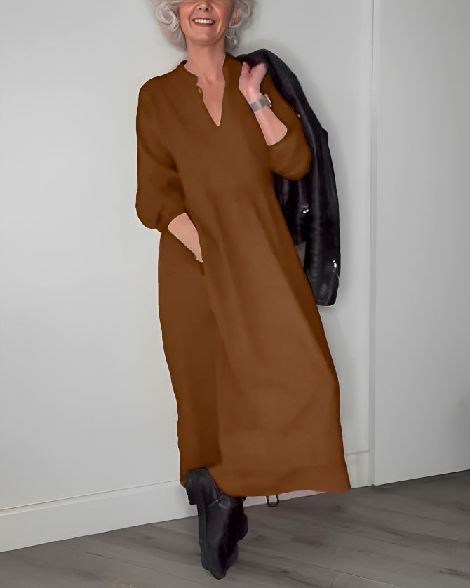 Antonella® | Long, slimming dress with a V-neck