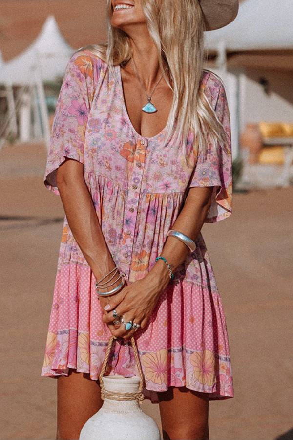 Chelsea® | Multicolored short ruffle dress with hibiscus flower print