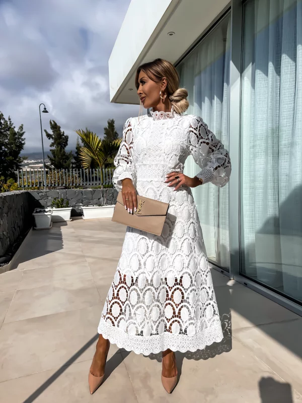 Eliana® | Elegance in lace