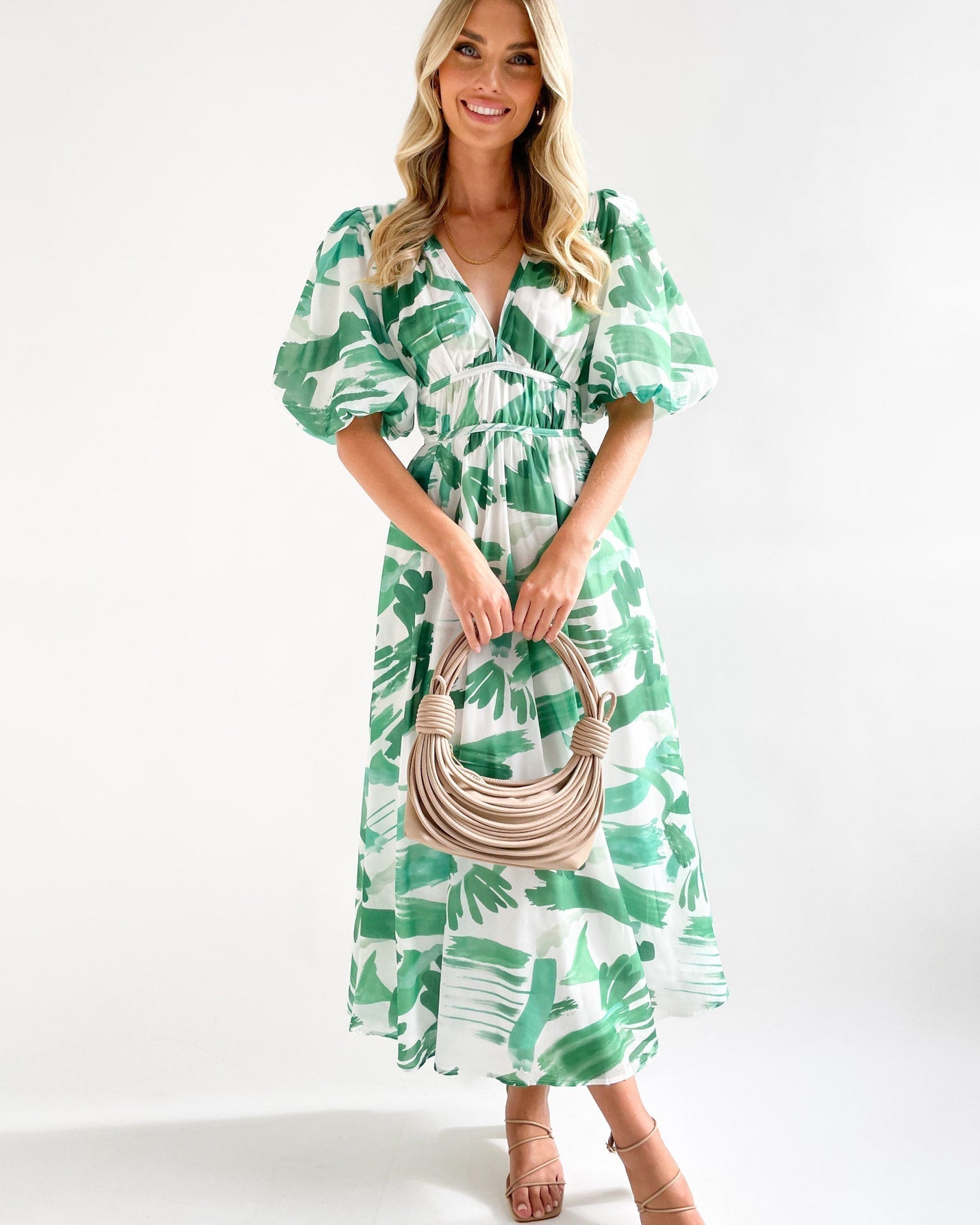 Dolores® | Ysa long dress with V-neck and puff sleeves