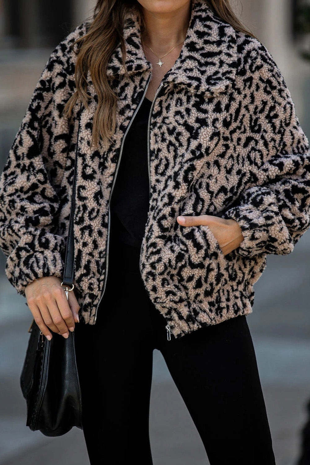 Claudia® | Fashionable and minimalist winter jacket