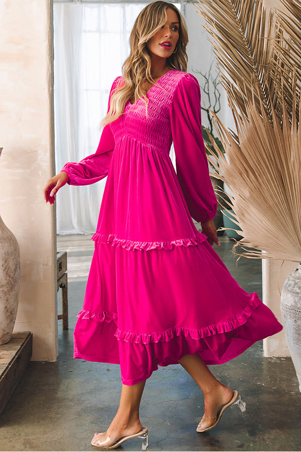 Charlie® | Ruched velvet dress with V-neck and long sleeves