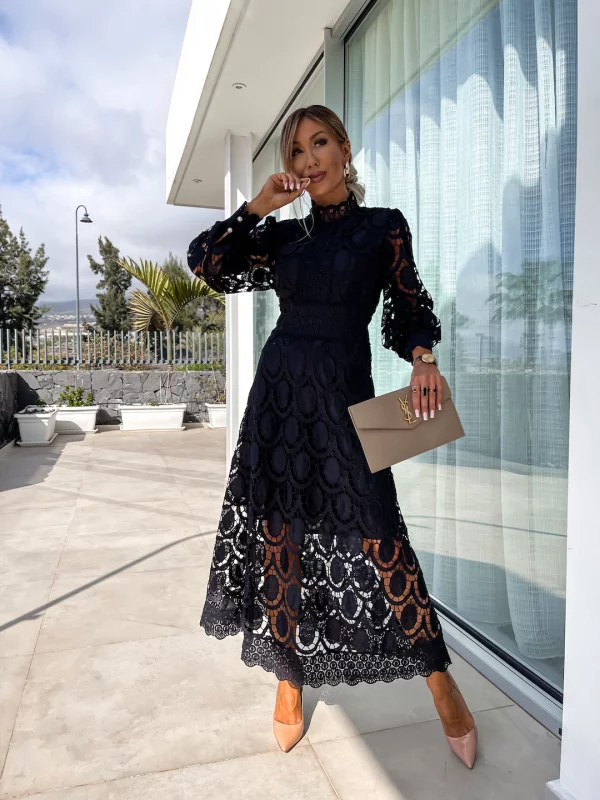 Eliana® | Elegance in lace