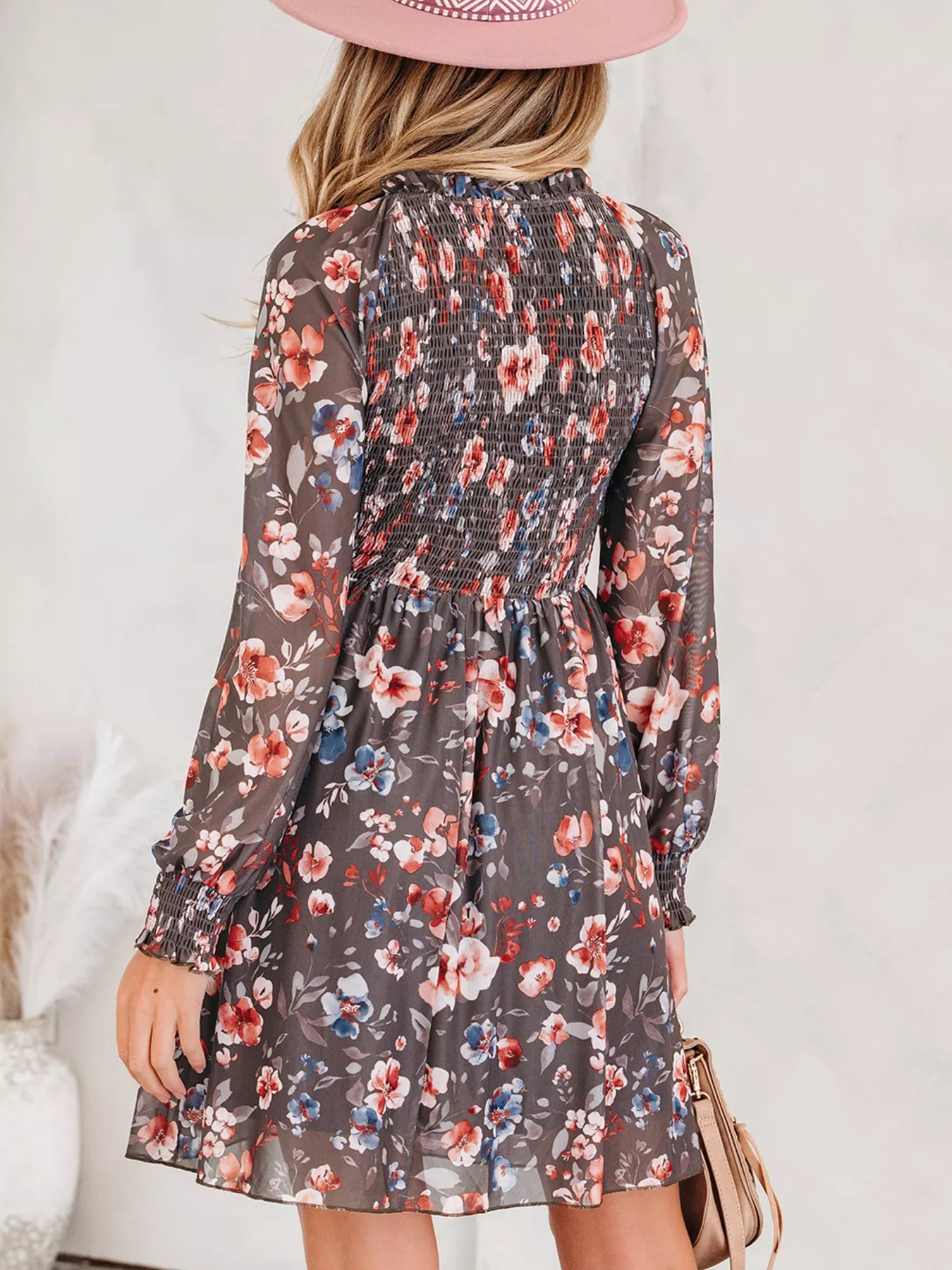 06ecbfd280634322a957e0b4af739c23-Max-Origin