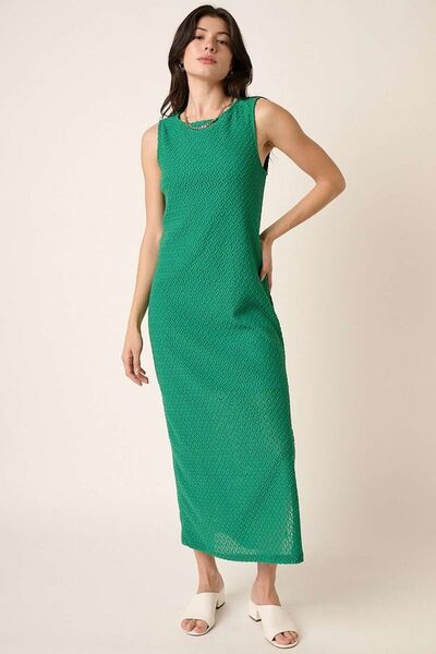 Dafne® | Sleeveless dress with side slit and round neckline