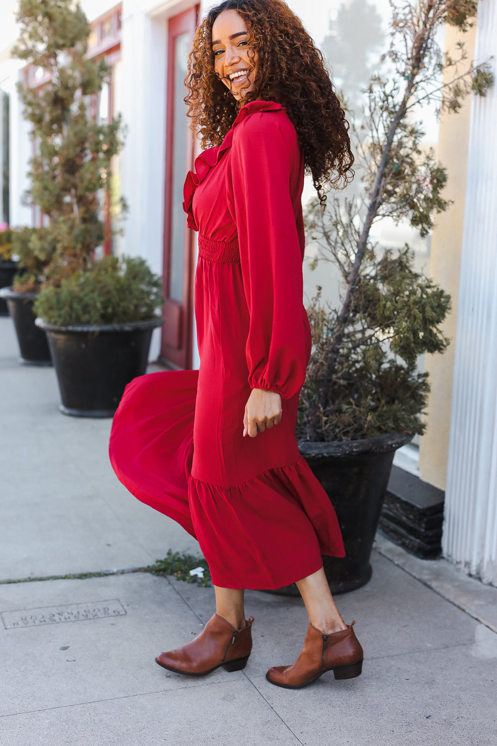 Aurelia® | Beautiful You Holiday Red midi dress with overlapping ruffles and V-neck