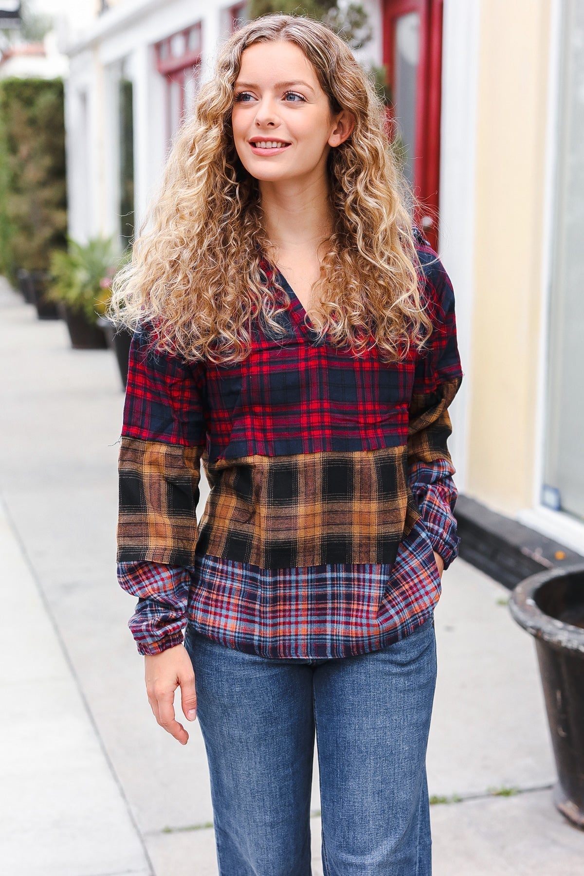 Brígida | Holiday-ready red and mustard check flannel hoodie with a notched neckline