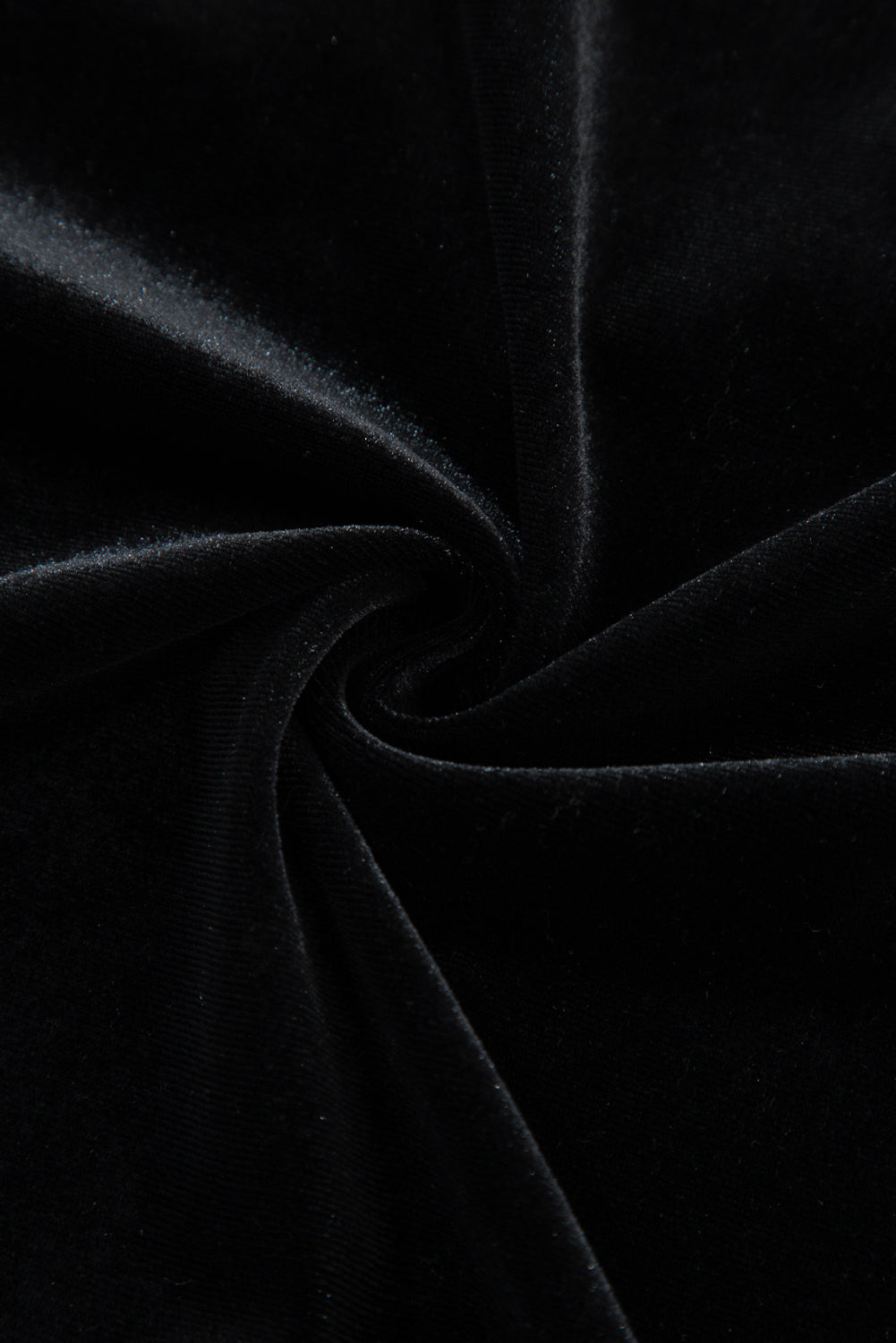Cristina® | Long-sleeved velvet bodysuit with V-neck and pearl detail