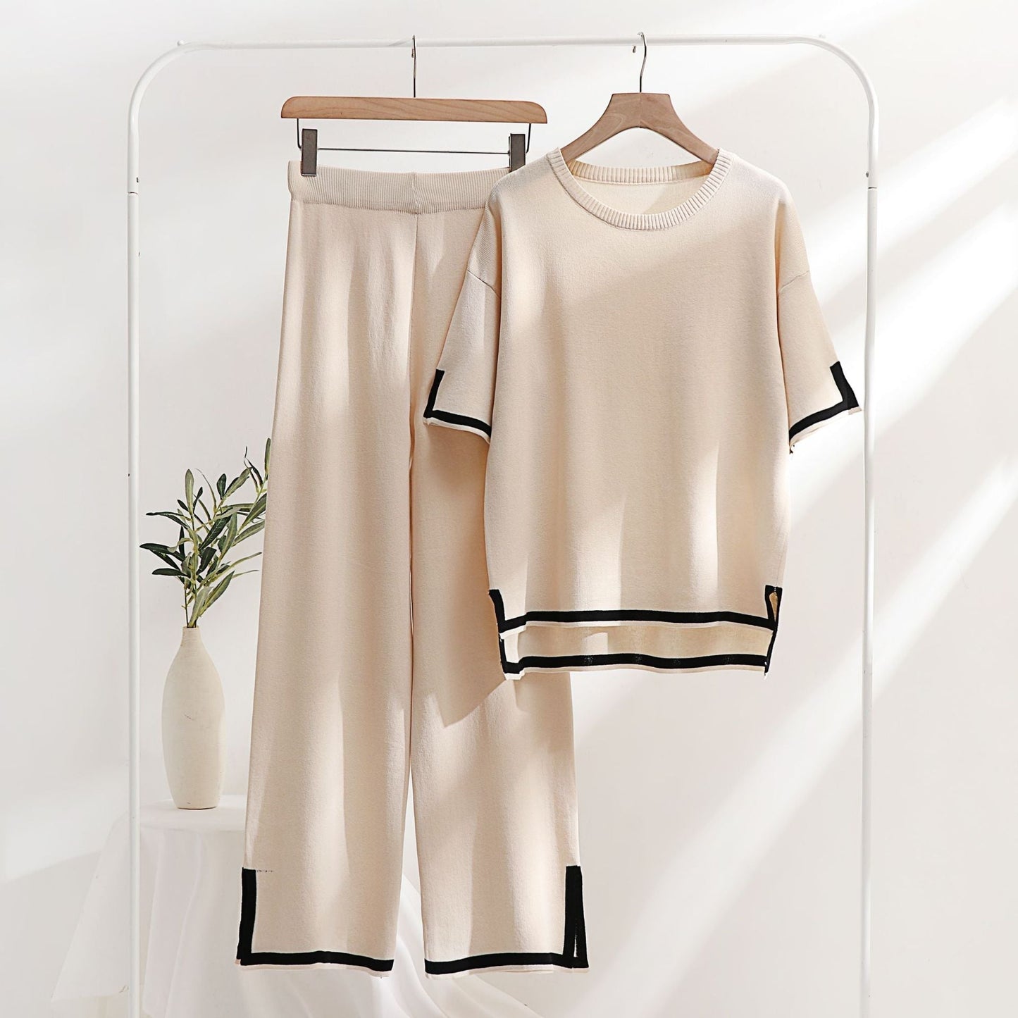 Bianca® | Lightweight mesh t-shirt and trousers set