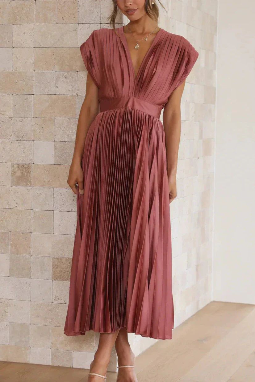 Cristina® | Dress Pleated V-neck midi dress